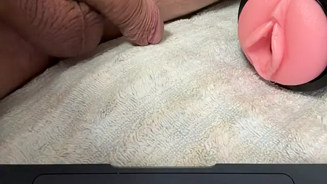 Snapshot of Mr_Perfectttt chatting on 12/17/25, 09:48 Mr Perfectttt online show from 12/17/25, 09:48