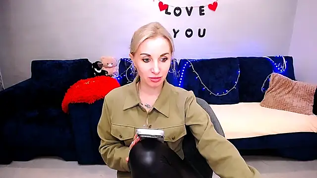 Hanna--Sweet online show from 04/27/26, 11:08