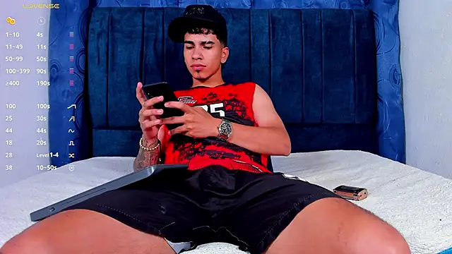 luca4daddy online show from 12/16/25, 03:33