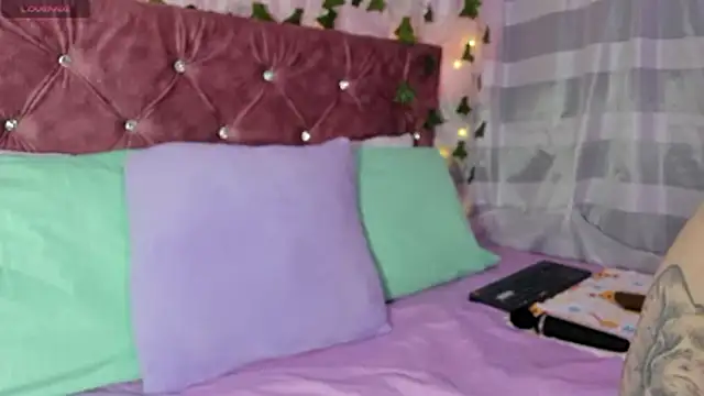 Ayla-marttinez online show from 06/23/26, 01:36