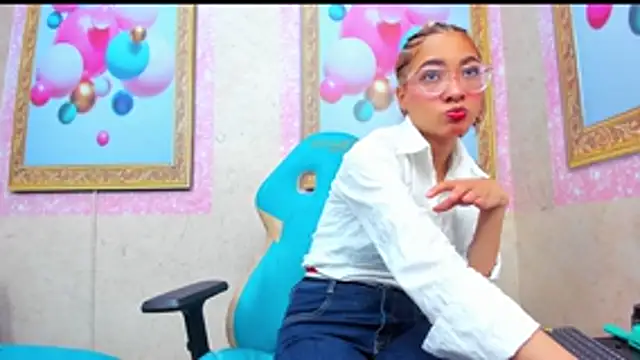 Snapshot of Jadde_Greyy_ chatting on 03/26/26, 12:00 Jadde Greyy online show from 03/26/26, 12:00
