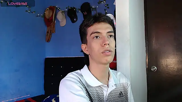 Juan Gomezz26 online show from 05/26/26, 10:06
