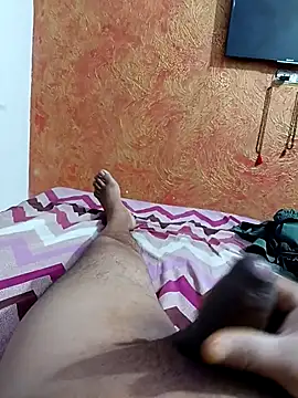 Snapshot of Rahul_Singh1987 chatting on 03/08/26, 06:23 Rahul Singh1987 online show from 03/08/26, 06:23