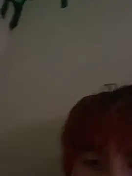 Snapshot of Z3roo666 chatting on 12/17/25, 01:11 Z3roo666 online show from 12/17/25, 01:11