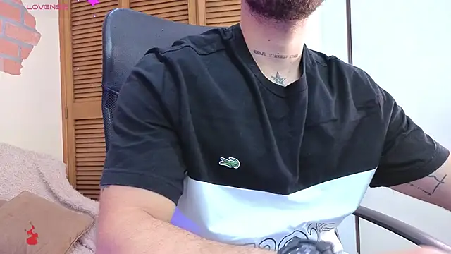 Snapshot of King_meruem chatting on 12/14/25, 01:05 King meruem online show from 12/14/25, 01:05