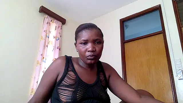 Snapshot of Chan_Tel chatting on 12/17/25, 12:11 Chan Tel online show from 12/17/25, 12:11