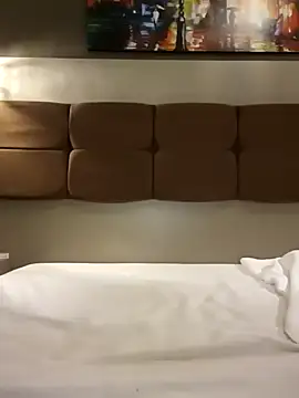 Snapshot of Atwsliiikizilll chatting on 12/15/25, 09:19 Atwsliiikizilll online show from 12/15/25, 09:19