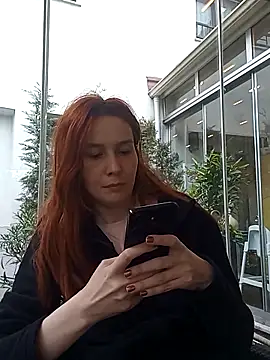 Snapshot of Atwsliiikizilll chatting on 04/18/26, 06:17 Atwsliiikizilll online show from 04/18/26, 06:17