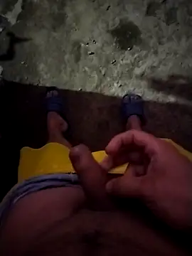 Snapshot of Jefferson93 chatting on 12/13/25, 11:43 Jefferson93 online show from 12/13/25, 11:43