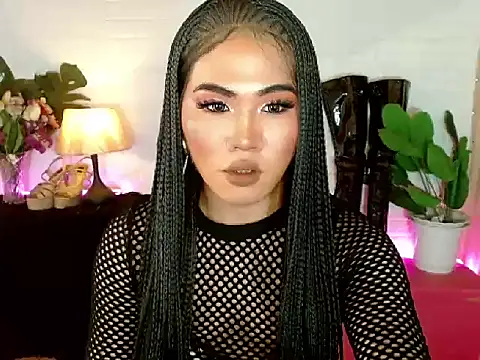 Snapshot of Ofeliagrace_Hilton chatting on 12/14/25, 08:09 Ofeliagrace Hilton online show from 12/14/25, 08:09