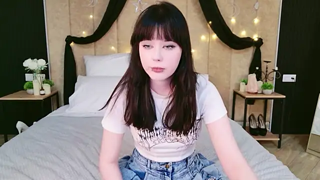 Snapshot of Ariel_Morris chatting on 02/06/26, 08:34 Ariel Morris online show from 02/06/26, 08:34