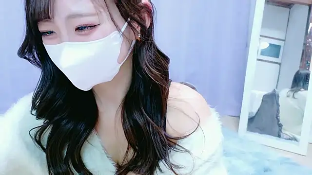 Snapshot of Yura_yura_ch chatting on 05/09/26, 10:53 Yura yura ch online show from 05/09/26, 10:53