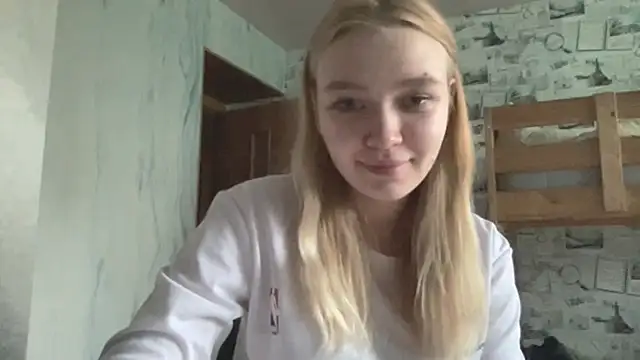 Snapshot of Leifuture chatting on 05/30/26, 01:08 Leifuture online show from 05/30/26, 01:08
