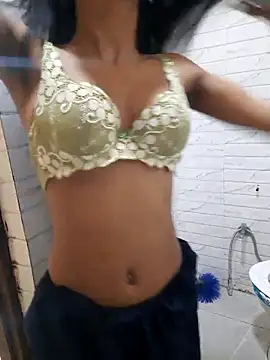 Snapshot of sexy_shital chatting on 05/23/26, 02:06 sexy shital online show from 05/23/26, 02:06