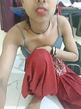 Snapshot of sexy_shital chatting on 06/30/26, 03:40 sexy shital online show from 06/30/26, 03:40