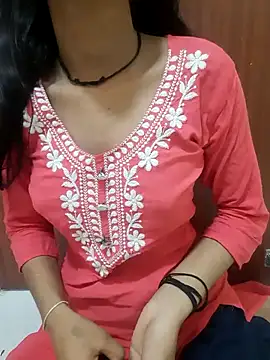 Snapshot of sexy_shital chatting on 07/16/26, 02:50 sexy shital online show from 07/16/26, 02:50