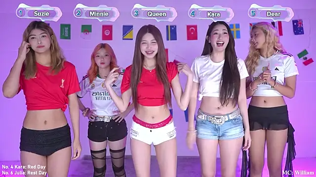 Snapshot of G-Velvet chatting on 07/19/26, 06:55 G-Velvet online show from 07/19/26, 06:55