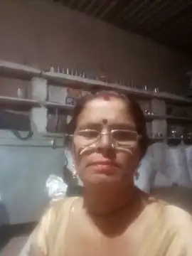 Pinki rajak online show from 05/05/26, 10:18