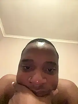 Snapshot of TaurusFantasy chatting on 12/15/25, 10:14 TaurusFantasy online show from 12/15/25, 10:14