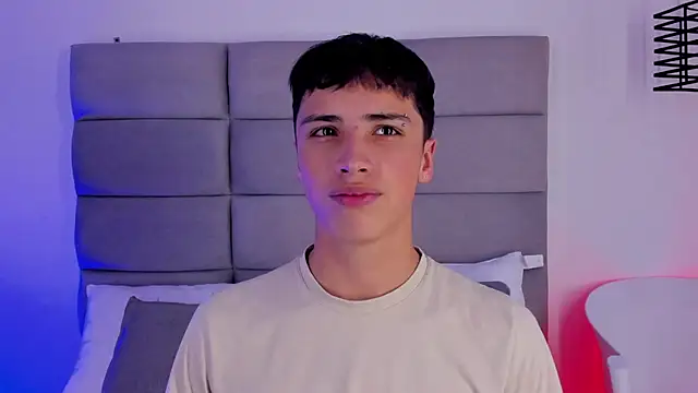 JoshClaarktt online show from 06/12/26, 04:11