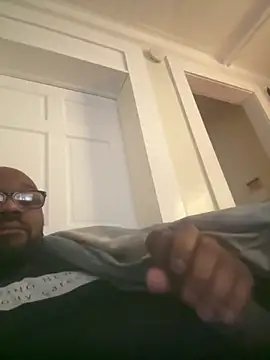 Snapshot of MrUnintentional chatting on 01/06/26, 04:21 MrUnintentional online show from 01/06/26, 04:21