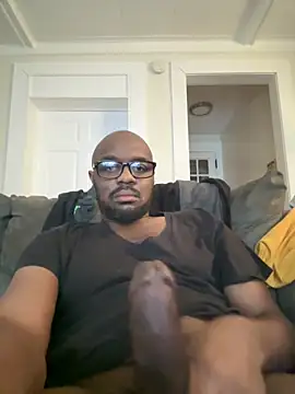 Snapshot of MrUnintentional chatting on 03/02/26, 02:46 MrUnintentional online show from 03/02/26, 02:46