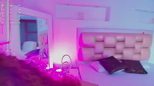 Starlights online show from 06/20/26, 01:47