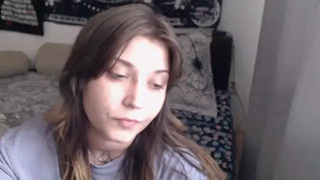 Snapshot of AlienforTwenty chatting on 07/28/26, 12:48 AlienforTwenty online show from 07/28/26, 12:48