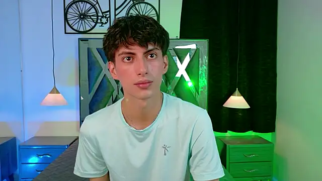 Snapshot of Martin_Williams chatting on 01/10/26, 12:29 Martin Williams online show from 01/10/26, 12:29