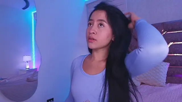 sofia go  online show from 04/28/26, 11:59