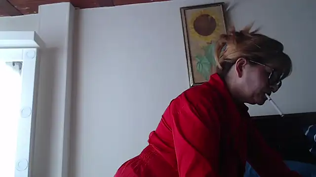 Snapshot of evelynsmithco chatting on 05/11/26, 03:40 evelynsmithco online show from 05/11/26, 03:40