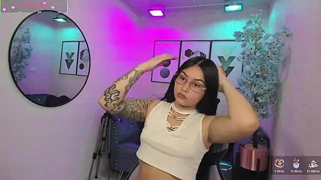 Snapshot of Carolina_cherry chatting on 05/28/26, 12:46 Carolina cherry online show from 05/28/26, 12:46