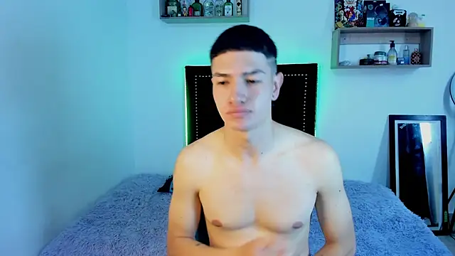 Nico Nocturne online show from 12/16/25, 07:30