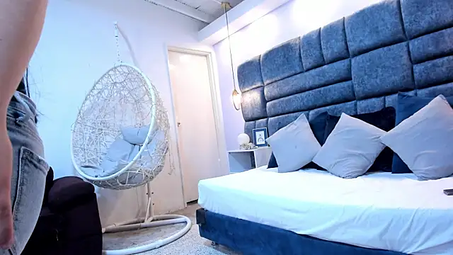 cherrymendy online show from 12/22/25, 12:35