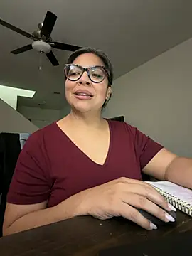 Snapshot of BettyWhispers chatting on 02/20/26, 07:10 BettyWhispers online show from 02/20/26, 07:10