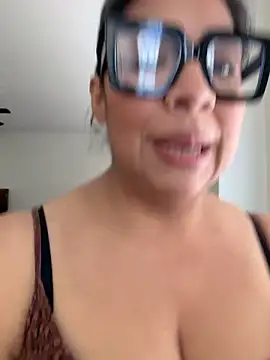 Snapshot of BettyWhispers chatting on 02/22/26, 07:23 BettyWhispers online show from 02/22/26, 07:23