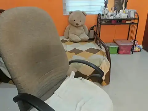 cocktits69 online show from 05/12/26, 01:25