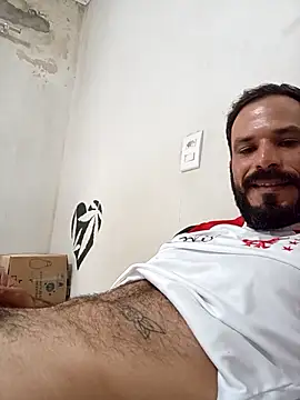 Snapshot of Dionaatanm chatting on 12/14/25, 03:17 Dionaatanm online show from 12/14/25, 03:17