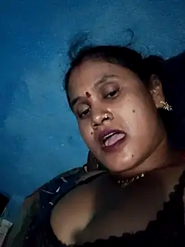 Akanksha soni online show from 04/30/26, 08:57