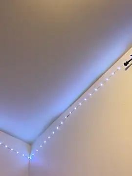 Snapshot of DaveeeIsTheone chatting on 01/12/26, 11:54 DaveeeIsTheone online show from 01/12/26, 11:54