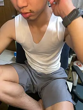 Snapshot of jason5858 chatting on 01/10/26, 05:42 jason5858 online show from 01/10/26, 05:42