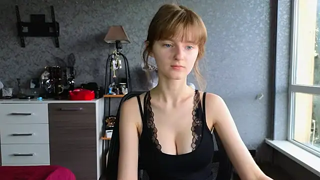 Miss Alisa  online show from 06/15/26, 11:01