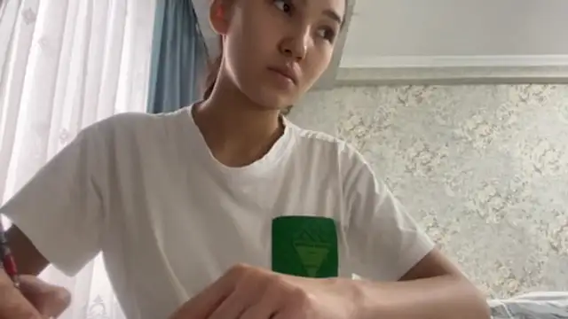 Snapshot of AyaWink chatting on 12/17/25, 08:31 AyaWink online show from 12/17/25, 08:31