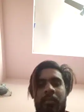 Snapshot of suhxil79 chatting on 12/14/25, 03:39 suhxil79 online show from 12/14/25, 03:39