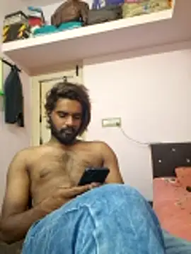Snapshot of suhxil79 chatting on 05/03/26, 09:48 suhxil79 online show from 05/03/26, 09:48