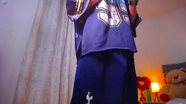 Snapshot of TOMBOYSEXX chatting on 02/16/26, 08:05 TOMBOYSEXX online show from 02/16/26, 08:05