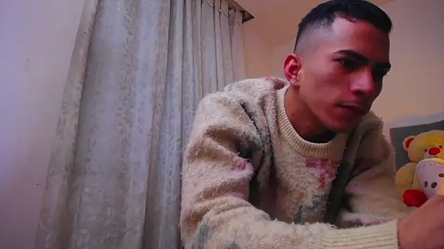 Snapshot of TOMBOYSEXX chatting on 02/25/26, 10:14 TOMBOYSEXX online show from 02/25/26, 10:14