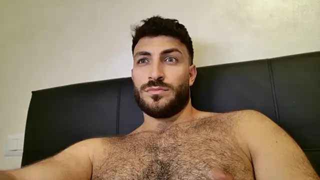 Snapshot of mark_ariete chatting on 07/31/26, 03:22 mark ariete online show from 07/31/26, 03:22
