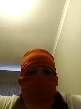 UNziL2 online show from 05/10/26, 02:44