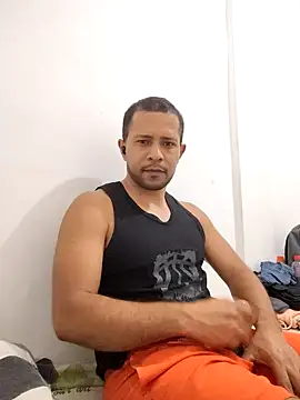 Snapshot of adria-brasil1502 chatting on 12/13/25, 10:26 adria-brasil1502 online show from 12/13/25, 10:26